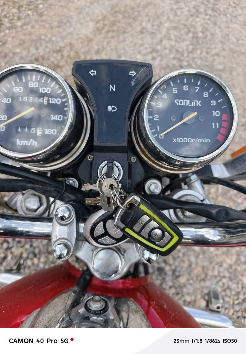 موطور جني موديل 2018 للبيع 
تشغيل عن بعد 
انبي اثري شركه 
نضافه فول محرك مامفتوح شرط 
عايزو بس باتري فقط للتواصل ***********
السعر خاص
