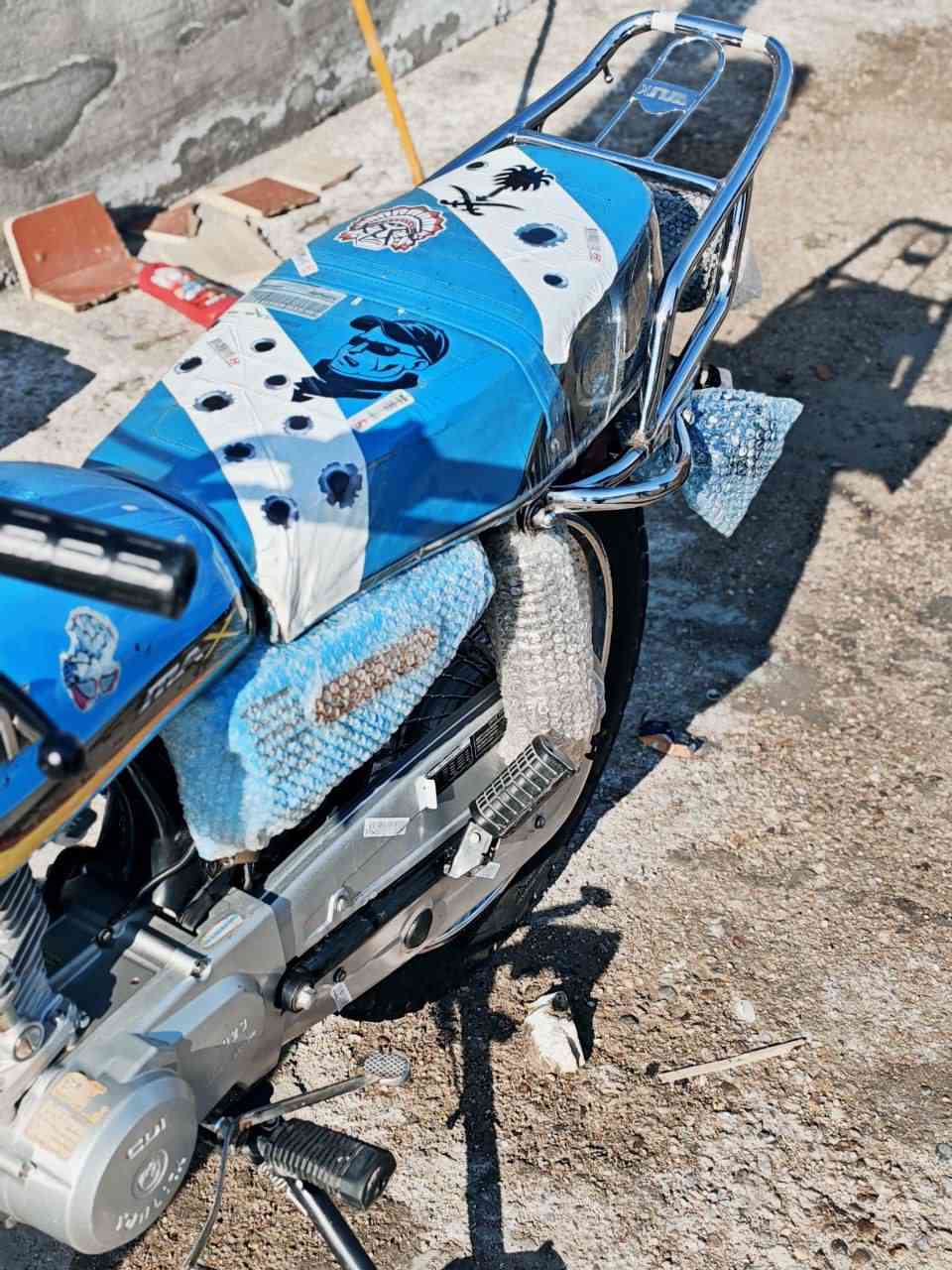 سلام عليكم دراجه تايكر للبيع موديل 23 دراجه خير من الله محرك مامتفوح اوراق دراجه ماناقصهة شي ابداا السعر 575وبيهة مجال 
الاتصال ***********
