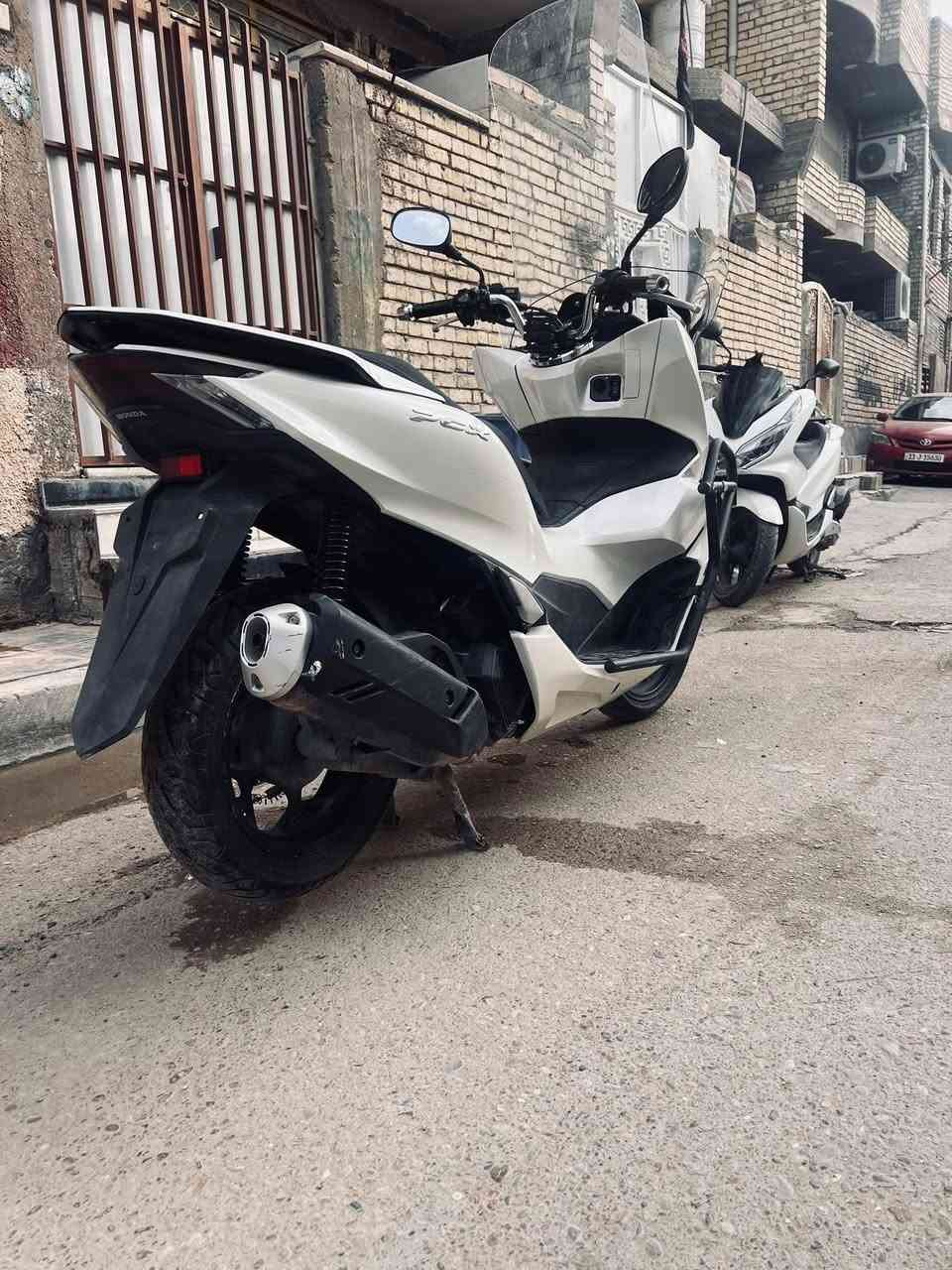 للبيع
بي سي اكس جيل الرابع كفالة عامة وياها درع وجامه طويله

السعر 16 

*********** البلديات

