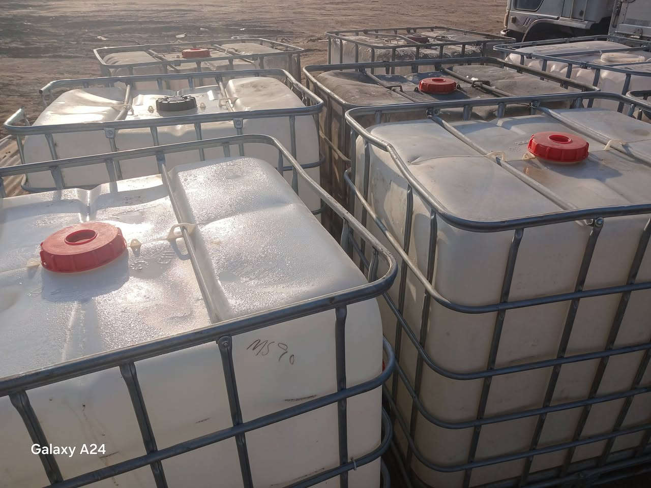 السلام عليكم شباب تانكي للبيع الف لتر استفسار على رقم السعر. 65 
***********.  المكان واسط صويره.
