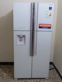 ثلاجه البيع بابين جديده سعر 800 رقم ،07875866951