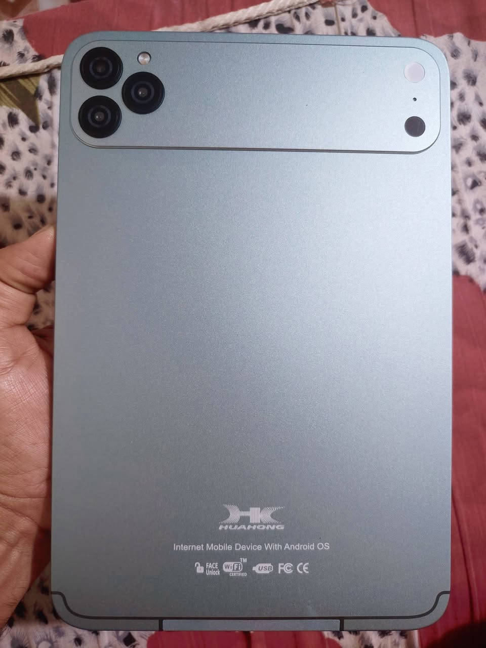 السلام عليكم 
تاب G 17 pro
شرط جديد مامستخدم
يحتوي على موس
وكيبورد واير ليس
وقلم كتابه
الذاكرة 1 تيرا بايت
الذاكرة العشوائيه 16 
دبل سيم كارت 
يدعم 🔋⚡ شحن تايب سي
البطارية🔋10000 ملي أمبير 
السعر 140 ألف
بغداد الحريه واتساب ***********
