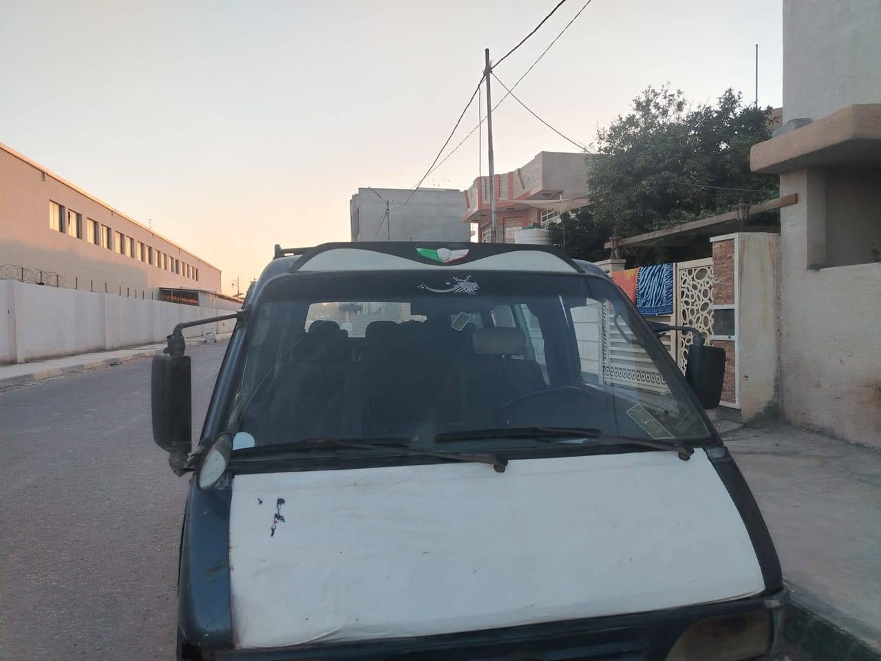 كيا بستا موديل 95 سنويتها لل27 شهر الثاني سعره 27
مكان ديالى بعقوبة 
***********
