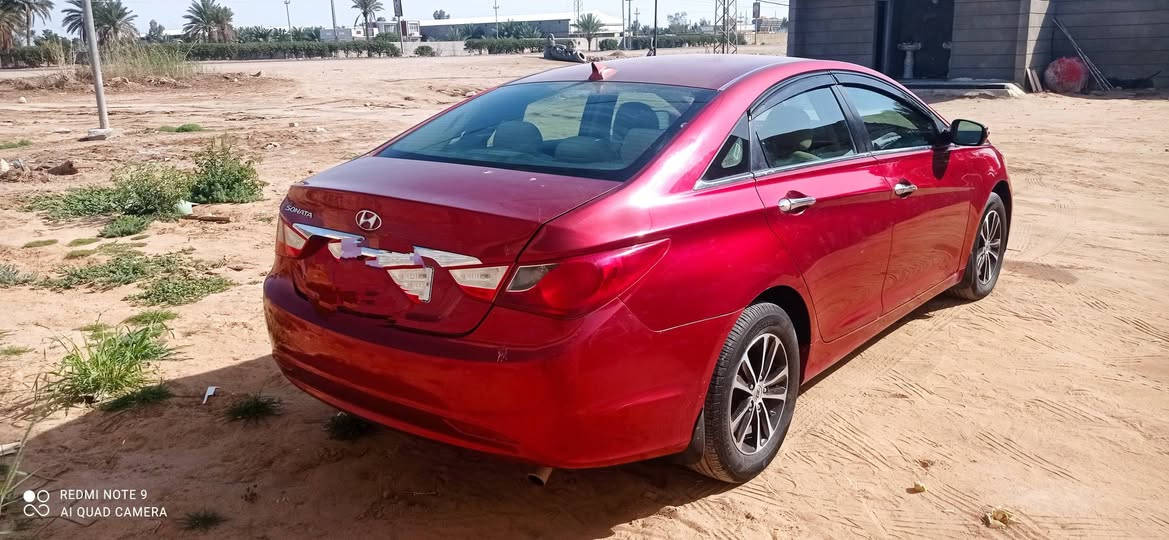 سوناتا للبيع موديل 11 رقم بغداد نكليزي مالك بلحله الون ماروني وارد امريكي بيها 3 قطع مكفوله من تصليح دواخل وبچم  وحوض وتكم مكينه وكير جدد  مكينه 2400 تبريد شقال حداديه تخم تاير  مواصفات شاشه حساسات تحكم مري شفط اشاير  بلمري السعر 95 بيه مجال بصيط العنوان بابل الكفل رقم ***********
