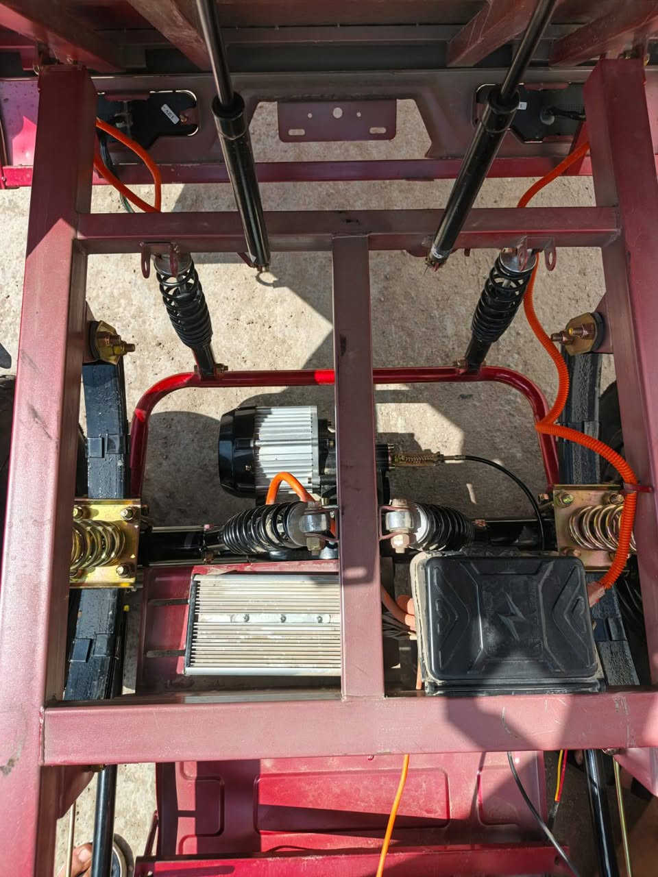 سلام عليكم ستوتة شحن موديل 2026زيرو ماماشيه اسبوع لوك 5بطاريات كبار السعر 1300بيه مجال بسيط جدا 
عنوان بغداد مدينه صدر لاستفسار////***********/ملاحظه فقط رصيد
