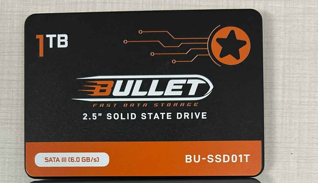 السلام عليكم
هارد  ssd 1T  3DNAND BULLET اصلي made in Taiwan بي ضمان 3 سنوات داخل فترة الضمان مستخدم اسبوع الهيلث 100%  
السعر 150 الجديد 179 مكاني بغداد توصيل ما عندي 

واتساب *********** بغداد, العراق
