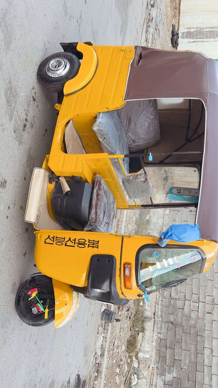 السلام عليكم تكتك للبيع 2019 باسمي رقم سنويه ثاني يوم تحويل التكتك مكفوله منعده الدوس جاهزه من كلشي تجفيت جديد أغراضها كلها مبدلها جدد كماليات برده دوشمه جديده كبات كهربائيات كلها شغاله السعر 5800 وبيها مجال العنوان بغداد هاذه رقمي ***********
