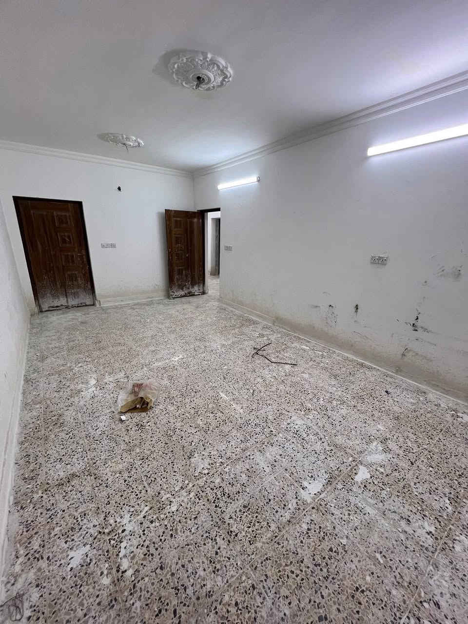 للإيجار في السيدية 👌بيت لاصحاب المشاريع التجارية يصلح مجمع طبي مقر شركة او معهد او روضة ولاي غرض تجاري

مساحة البيت ٣٠٠م ركن تضيف جدا يحتوي ع كراجين

عدد الغرف ١٠ غرف من ضمنهم صالة ومطبخ وخدمات عدد ٦

سعر الايجار ٤ مليون قفل 

للاسـتفسـار ***********
