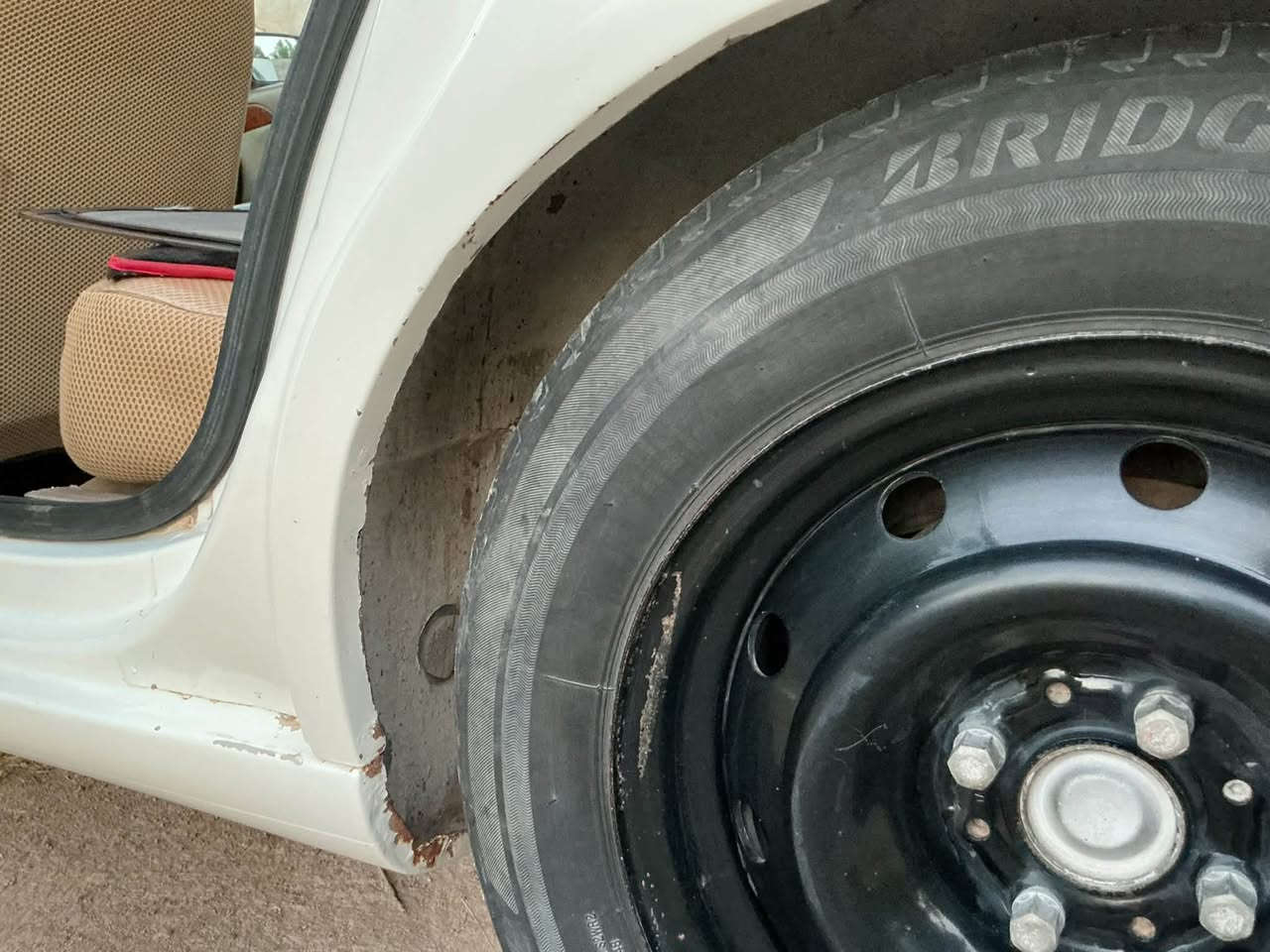 سلام عليكم من رخصة الادمن 
سمند ٢٠١٠ سياره جاهزه ونظيفه مثل ما مبين بالصور 
 مكينه وكير خير من الله رقم واسط بسمي تحويل مباشر تبريد شغال 
السعر ٤٥ ورقه وبيها مجال  شراي اتصل عله الرقم وبيك خير وتدلل ***********  الشراي يتصل غير متواجد على النت مكان سياره واسط الدجيلي
