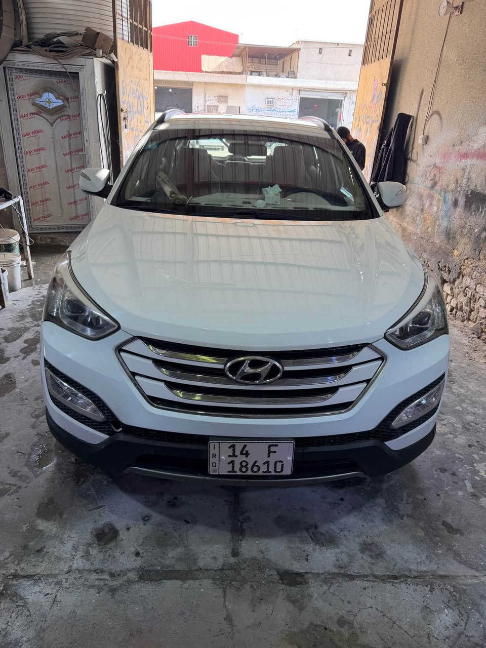 السلام عليكم سنتافي خليجي 2013رقم بصره الدولي باسمي 
محرك 2400 مفتوح بس مضبوط 100% مكفوله ضربه وصبغ جديده السياره ٧ راكب ٣قطع تبريد سعرها 155
*********** العنوان ابي الخصيب سنويه مجدده لحد ٣١ ابو الخصيب, البصرة
