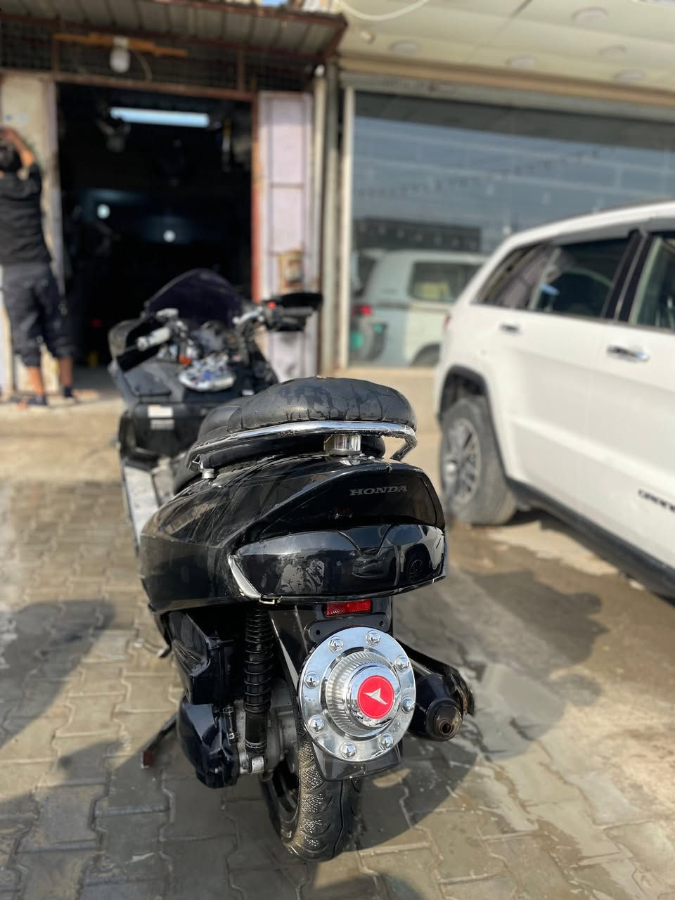 0:6
البيع دراجه نضيفه اخت جديده.
كهربائيات كلهه شغاله لايت اصفر وابيض
مكينه مفتوحه اول كصه
معدل حلو
دبلات جديده تاير امامي خلفي جديد
بغداد الحسينيه
***********
السعر 450وبيهه مجال
