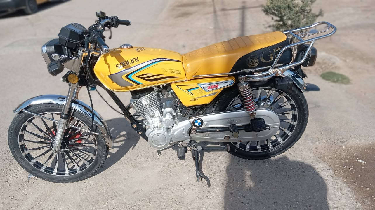 سلام عليكم دراجه ايراني سونك موديل 24 مكفوله كفاله عامه اوراق صولي مكان كماليه لسعر 700وبيهى مجال رقم ***********
