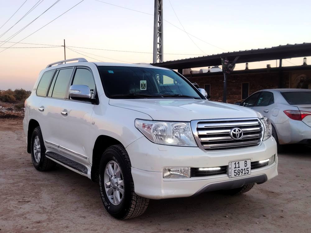 السلام عليكم
لاندكروز 2010
السياره مكفوله كفاله عامه بس دعاميات صبغ جماليه وباقي لسياره مكفول من ضربه من صبغ من فتح من تبديل كفاله لسيارة
محرك عل وضع الشركه مامفتوحه
كير عل وضع الشركه مامفتوح
المواصفات : 
اشاير بالمري
لت نهاري
فتحة سقف
حساسات خلفيه
بصمه
السياره باسمي رقم نكليزي
مكان السياره بابل بالحله
السعر بـ 315 وبيها مجـال
للتفاصيل اكثر الاتصال
***********
*********** حلة, بابل
