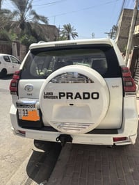 للجناي  برادو ابيض ٢٠١٩ vx  مواصفات معروفة  ماشية ٥٠. الف فقط مال بيت ...