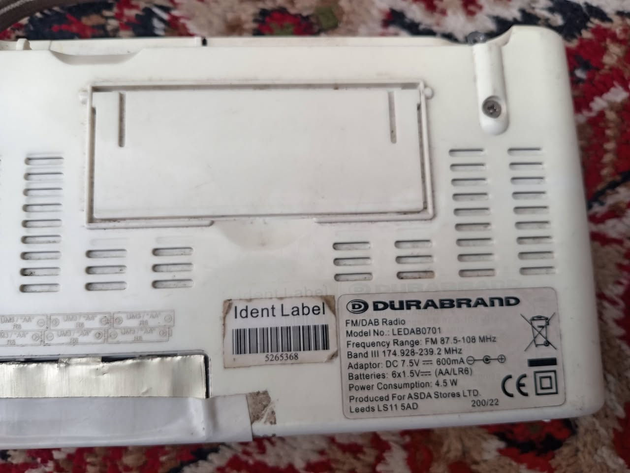 قطعتين ب ٢٠ شرط الشغل ونظيفات ***********
