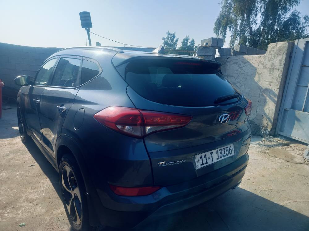 سلام عليكم توسان هوانداي البيع موديل 2016 وارد امريكي حادثها بأمريكا بنيد وجاملغ بدون دواخل سيارة حلوة وداخلهه نظيف  السعر 140.مكان سيارة بغداد جسر ديالى الجديد.هذا رقمي *********** بغداد, العراق
