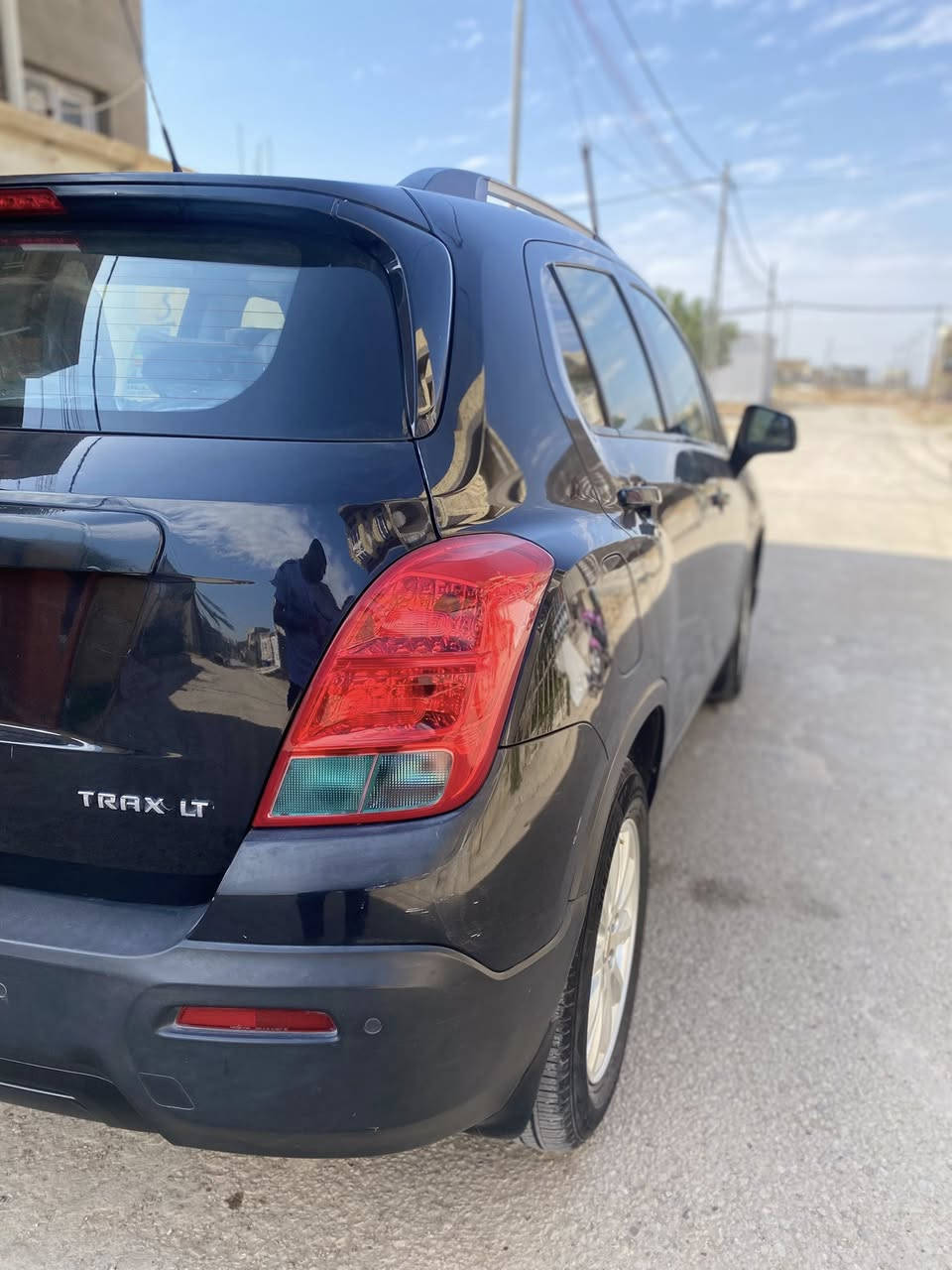 سلام عليكم تراكس خليجي موديل 15 كير ومحرك كفاله بيها قطعتين صبغ فقط بدون حادث او تبديل كفاله تخم تاير حداديه سياره جاهزه من كلشي ومكفوله سنويه 27 بسمي تحويل شوكت ماتريد سعرها 74 …………***********
