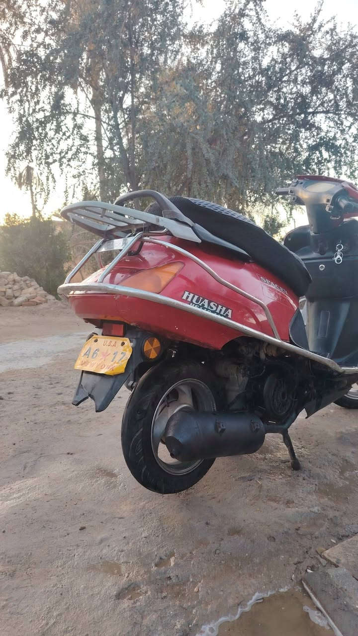 سلام عليكم دراجه سيبيسي للبيع نضيفه كهربائيّات كله شغل هندر سلف مكان طوريج عوزها بس تفيلس.السعر      250   ال شراي +964 770 840 9306
