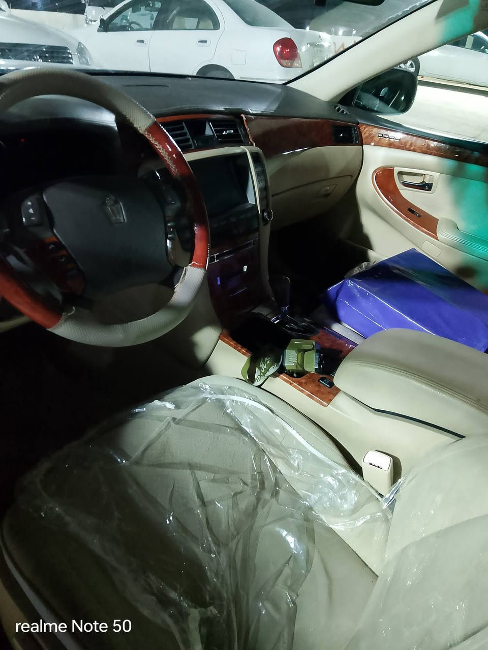 سەرە تا بە ناوی خودا  شاهانە ساغ ساغ نە موس نە بڕاوە گێڕو مە کیە گە ورە ڕە نگی بە حری ۳دوگمە سێ پە ردە سە لاجە دووقوشن کارە با لایت ناوچە ی کوێر تودو تۆڵو بێ مە سروف هیچ مە سروفێکی نیە بێ بۆیاخی عێراق ئە وروپاش بە شە رت ۷٨گە ڵاو مە جالێکی کە م لە سیدصادقم ***********واتس ئە پی لە سە رە ڕێزمبۆ ئە دمینی بە ڕێز
