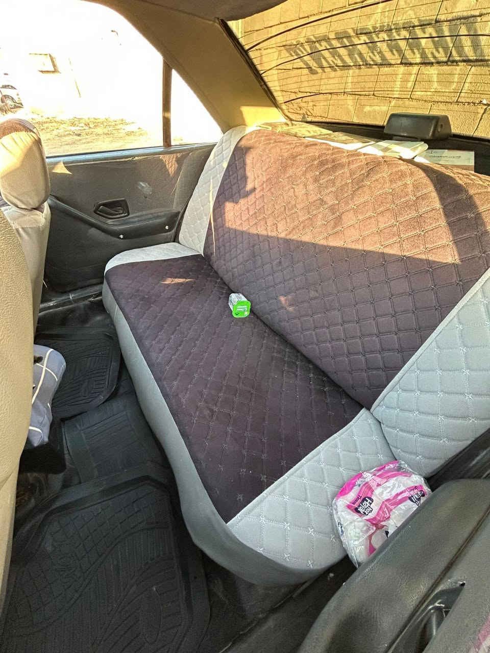 السلام عليكم من رخصة الادمن
بيجو بارسـ 2013
گير ومكينه جدد توني شادهم 
گشر تلحيظات بسيطه مثل ماموضح بالصور 
دواخل نظيفه جدا جدا دوشمه جديده
حداديه فول 
سياره شرط التحويل سنويه منتهيه 
ترايك وين ماتريد 
للتواصل والاستفسار ***********
