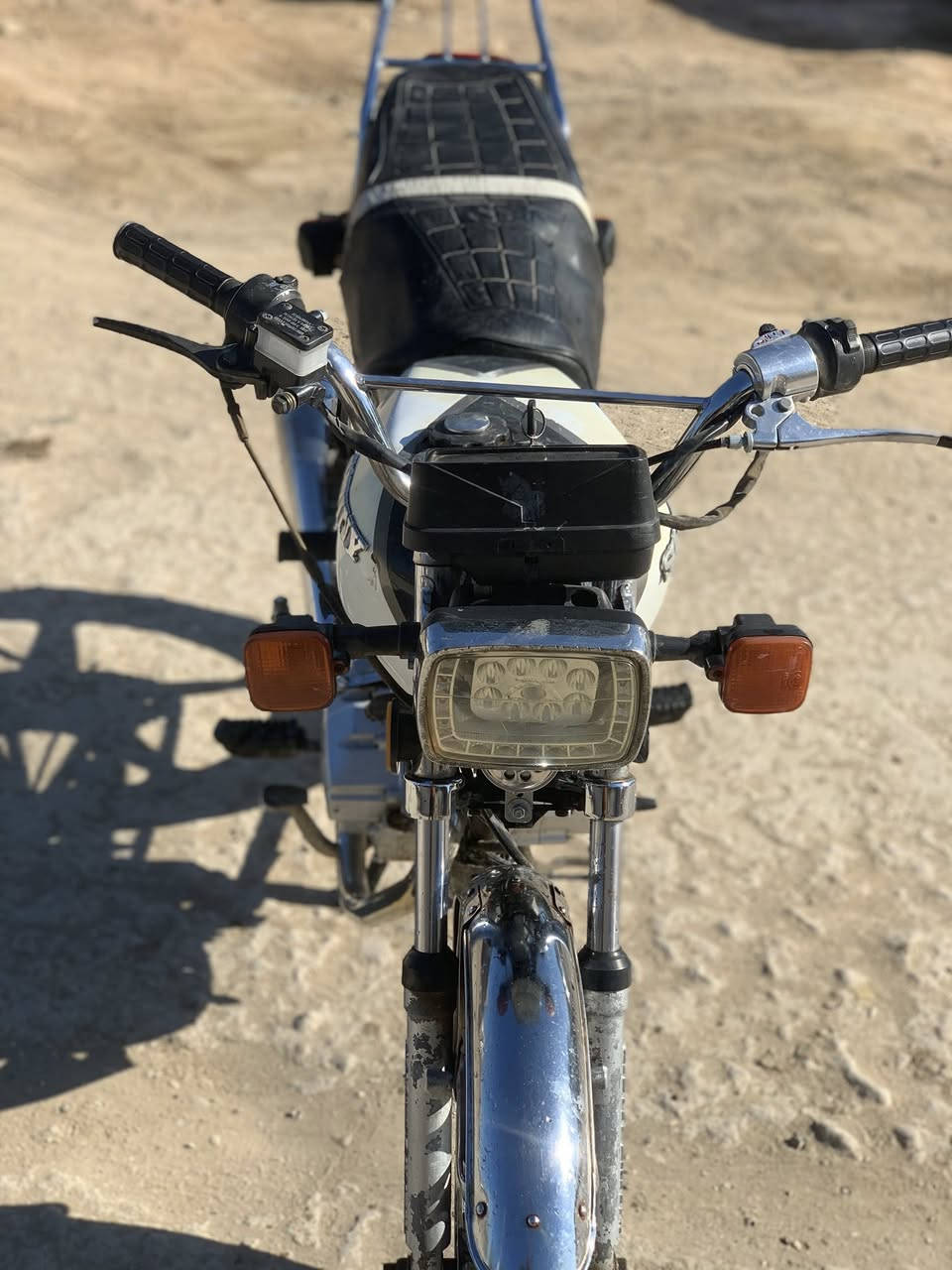 سلام عليكم اخوان دراجه البيع موديل عشرين سافان أوراق اصولي ما عوزه برغي اتصل وبيك خير ودلل***********
