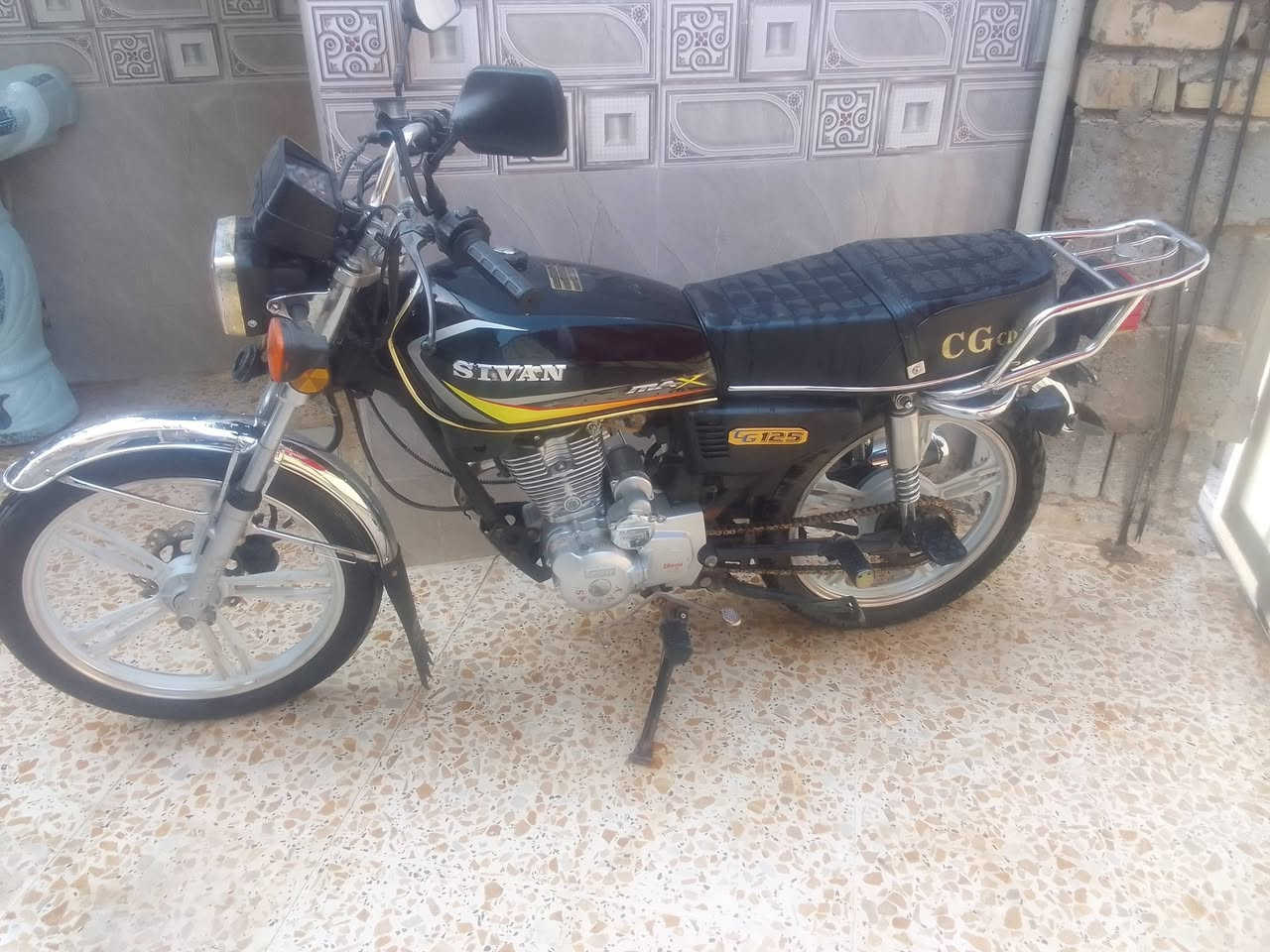 دراجه ايراني للبيع موديل 21 سعر 450 الف بيه مجال بصط لشراي يتواصل واتساب او يتصل ***********
مكاني الفلوجه حي الجغيفي الثانيه
