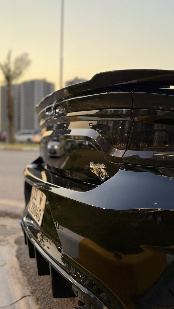 🔥 دوج جارجر سكات باك 6.4 HEMI 🔥
موديل 2022 
حادثها جاملغ أمامي وباب وباب خلفي
بيها 3 قطع تبديل و3 قطع صبغ
ابيع حزام

✔️ مكينة وكير كفالة
✔️ ماشية 33 ألف فقط
✔️ صدر جديد
✔️ تخم تايرات جديد
✔️ بدون صواصي
✔️ رقم بغداد باسمي وهزّة جديدة
📍 بغداد — حي الحسين قرب مجمع النسيم
📞 ***********

السعر: 178 وبيها مجال
