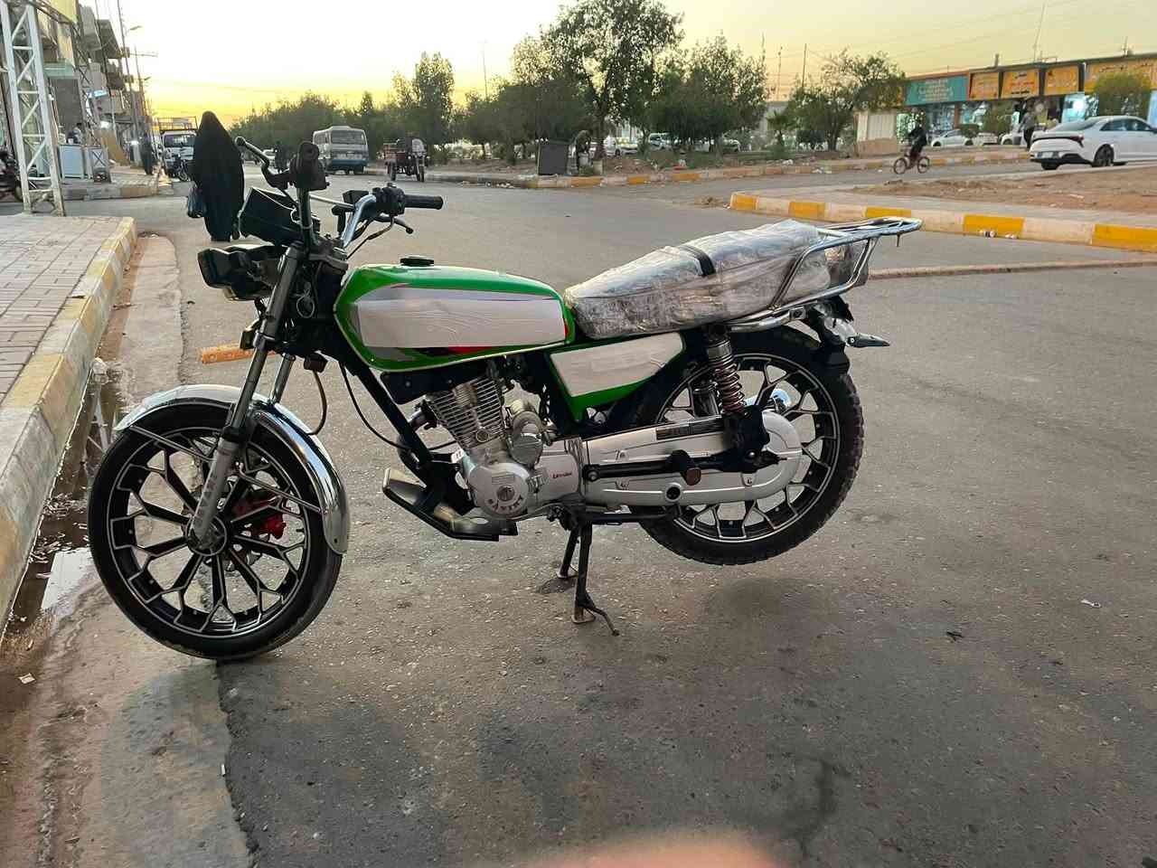 السلام عليكم من رخصه الادمن دراجه سيڤان ٢٣للبيع نضافه خير من الله مثل ما واضح بلصوره اضرب صلف واطلع سعرر 📍650 وبي مجال قليل 

استفسار ***********
