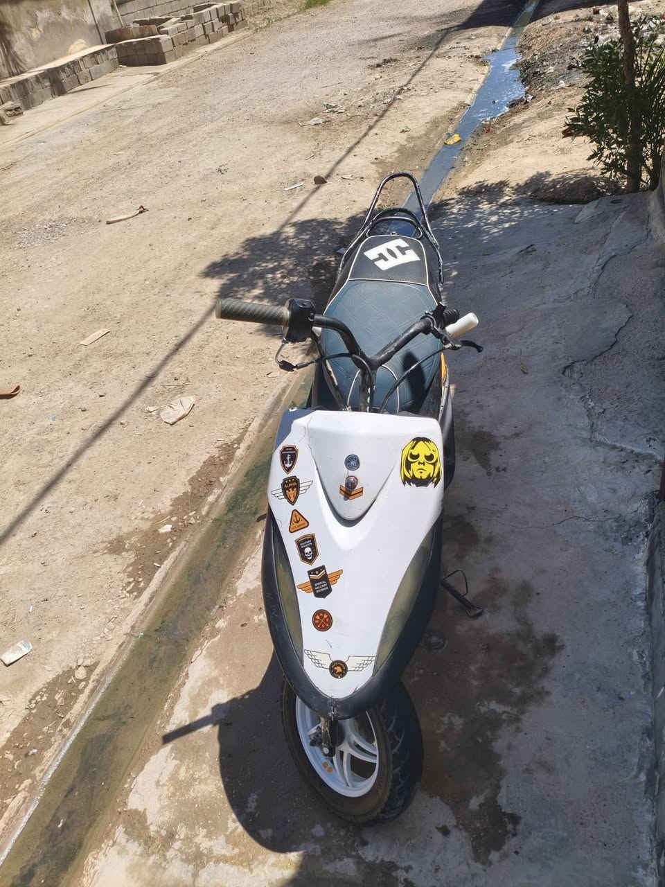 سلام عليكم دراجه ماكس عدله مال لعب 55 شلعه معدل سعر 350بيه مجال عنواني ديالئ بعقوبه الرحمه***********
