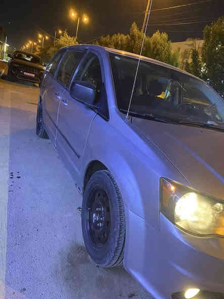 لبيع دوج كرفان مديل 2016 مكينة كير مقفولات جاملغ الخلفي اليسر حادثه فقط وبال بالعراق صبغ حزام جمالية تخون تاير صدرها تدفئة تبريد سيارة جاهزة من أين نقص هزة جديدة رقم أربيل تحويل ثاني يوم باسم خالي سياره شواصي والغود مكفولات ￼ السيارة أحلى من الصور مكاني بغداد الحرية رقم موبايلي *********** أي استفسار حاضر مواصفات السيارة عادية سعر 125 وبيها مجال سيارة مال جناي
