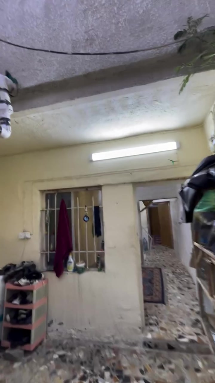 نصف قطعة للبيع مطلوبه المصرف الرافدين ٣٠ مليون/قطاع ٤٤ على الفلاح سابع باب على الشارع نظيفه طابق ونص مثل ماموضح بل تصوير سعرها95 مجال  يتم بيعها مع السلفه او بدون سلفه لستفسار ***********

