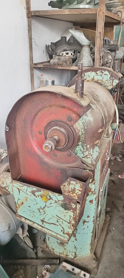 مكلف بل نشر للبيع كوسره  شغاله عل فحص  يمكن استعمال للرايمر باقي التفاصيل تفضل خاص


**إذا كنت صاحب هذا الإعلان وتريد حذفه لأي سبب، رجاءا أرسل رسالة إلى الدعم الفني**