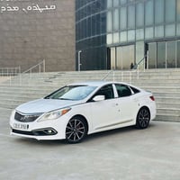 أزيرا V6 • ٢٠١٥ • كشنات جلد