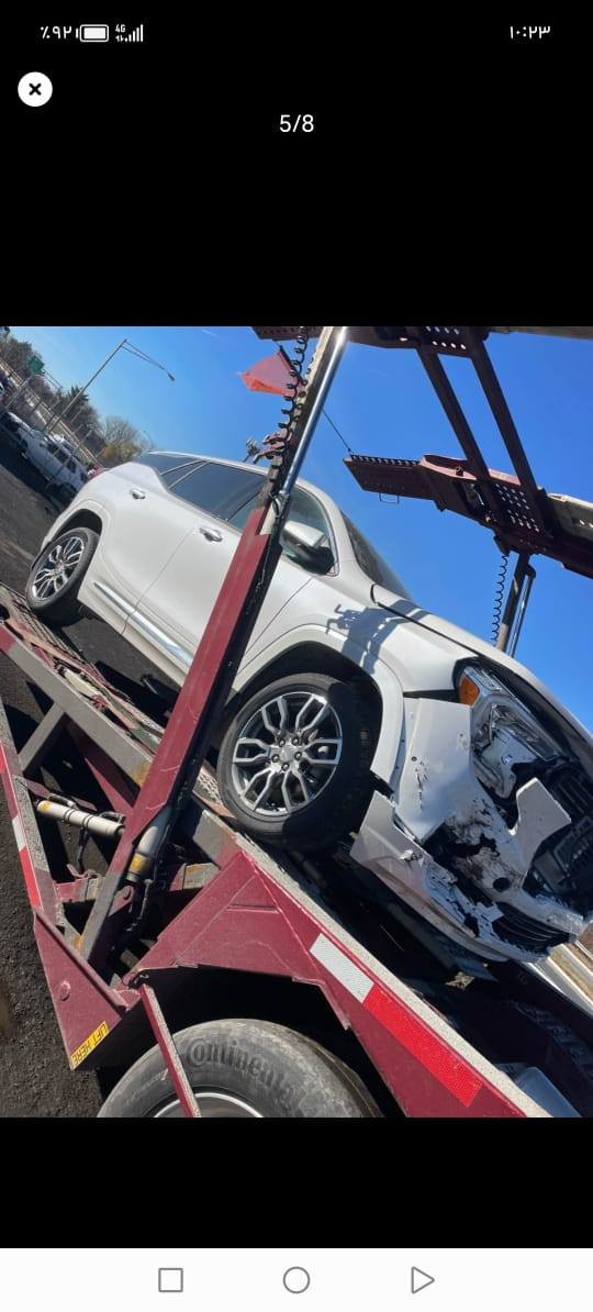 السلام عليكم 
جمسي تيران دنلي اعلى فئه 
موديل 2024 
دواخل جلد ابيض 
بنوراما 
رادارات 
خمس كامرات 
صندق كهربائي دكمه 
تدفئه تبريد الكشنات 
تشغيل عن بعد 
قياده ذاتيه 

مانع اصطدام 
قطعتين تبريد 
شاشه اعطال 
اخت الكلين فقط كسر بالدعاميه الاماميه 
ماشيه 7 الف ميل بعدها بوضع الشركه 
مكينه 1500 تيربو 🚀
هواي مواصفات بعد بيه 
حاليآ السيارة فتحت حاويه بدبي 
حسب رغبه الزبون مصلح او على وضعها 
للتواصل الاتصال *********** 
او الحضور الى مكتب الثقه لمزاد السيارات 
الكائن في الديوانيه قضاء عفك
