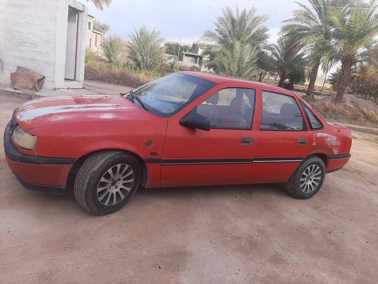 السلام عليكم اخوان اوبل فكتره موديل 1992 السعر 26 كير محرك مكفولات كهرباء شغاله لاضربه مجرد جارده لتواصل ***********.
مكلف بالنشر
