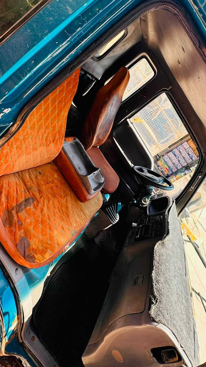 كيا فونتيرا موديل 2000
سياره رقم ديالى
بسمي
سنويه ما ساقطه
سياره كير محرك كل عيب ما بيه
تخم تايرات خلفيه جديده
مكان السياره ديالى /خانقين
سعرها ٥٥ ورقه وبيها مجال
للاتصال ***********
