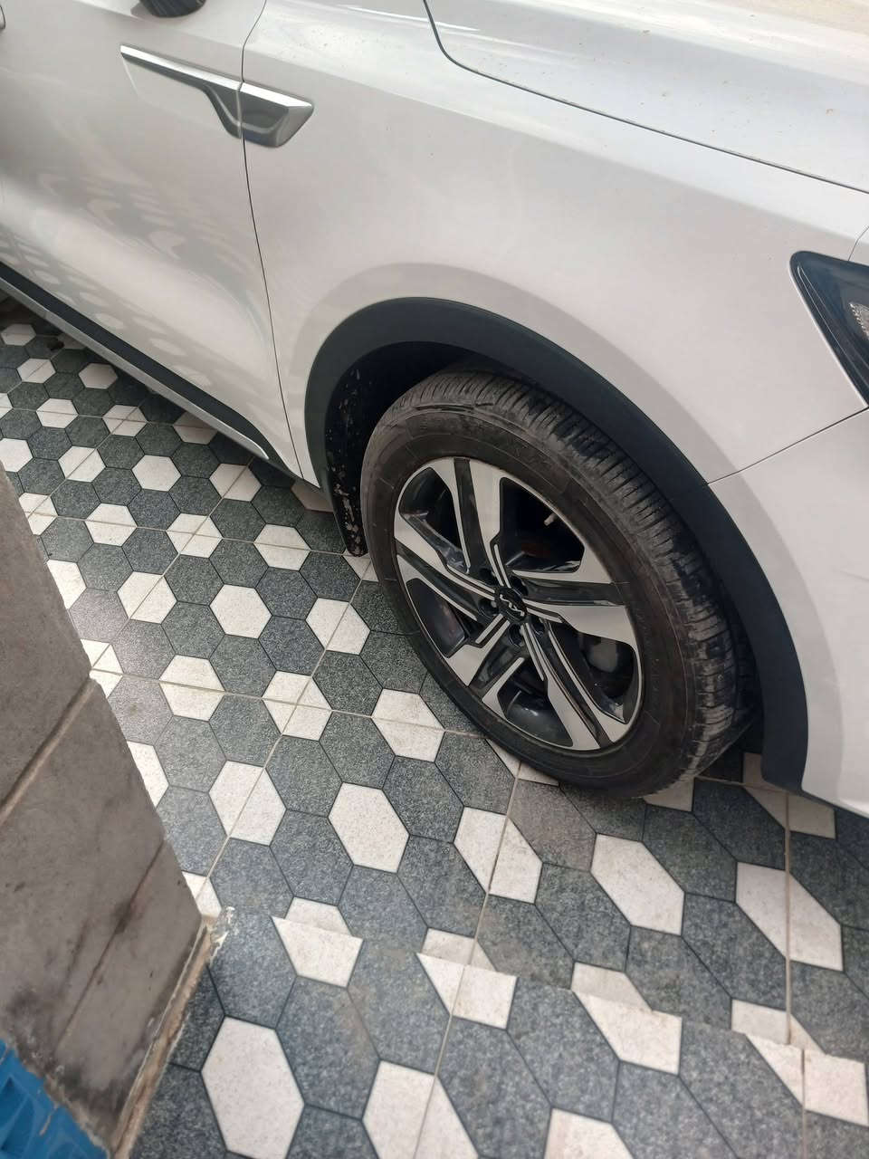 السلام عليكم ورحمة الله سورنتو٢٠٢٣مكفوله كفاله عامه ماشيه ٢٣فول مواصفات عده الفتحه. الصويره الحفريه السعر٢٩٥بيه مجال سونار موجود***********رقم بغداد بسمي
