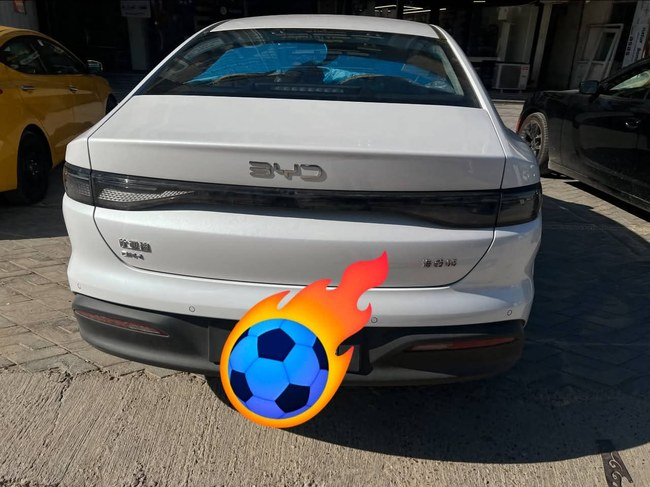السلام عليكم بي واي دي سيل 5ماشيه 1500بعدها اخت الزيرو مواصفات معروفه داخل ابيض عارضها ب19750وبيها مجال بسيط للاستفسار ***********
