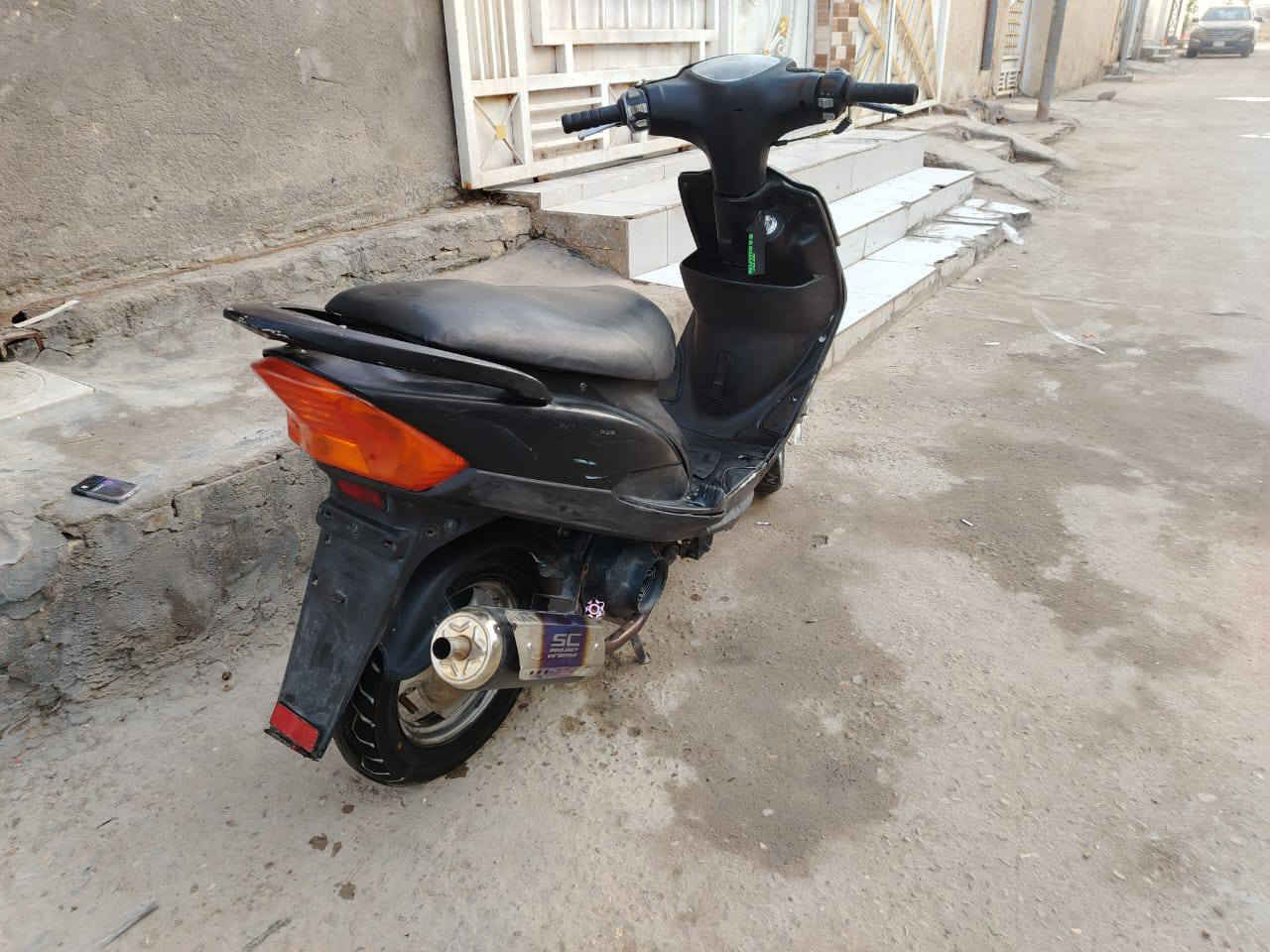 السلام عليكم دراجه للبيع ماكس عدله مفتوحه مره وحده دراجه كامله ونضيفه السعر 650 وبيه  مجال المكان حي المعلمين الجديد ***********
