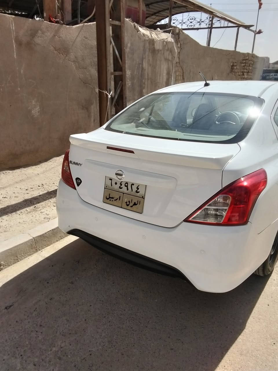 سلام عليكم نيسان صني هندي ٢٠٢٠ رقم شمالي اربيل بيها صبغ شبرين الباب الوراه باب السايق شبر فوك قبق البانزين السعر ١٠٥اوبي مجال ***********
