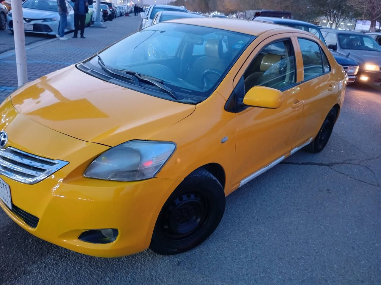 تيوتا يارس خليجي موديل 2008كلين بدون حادث بدون تبديل كله كبس شريكه كير محرك تبريد   شرط تيارات جديد كوبون بنزين نقا به صفر سنه ويه جديد 2028 شرط تحويل سعر 75.    ما عجبك المنشور اعبر . احترم تحترم. وتحياتي             ***********
