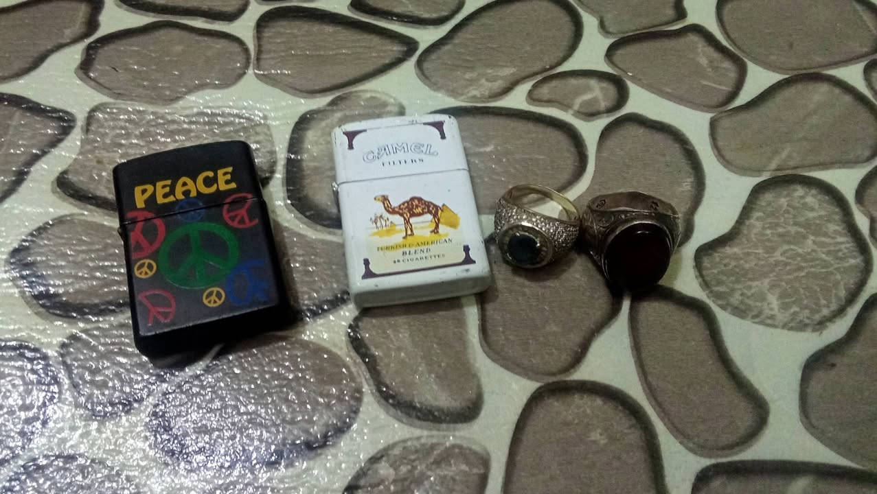 تحفيات للبيع +خاتم فضه 925 +قدحات انتيكه عدد2الاتصال واتساب ***********
