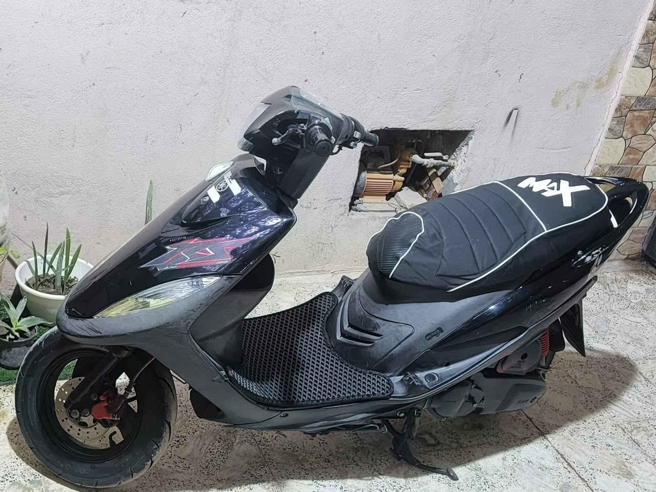 سلام عليكم شباب دراجه البيع دراجه نضيفه بس بيها طل ما اعرف شنوه دراجه اني تاركها كفاراتها دواخلها كلها امختمه ويه المحرك حته الواقيه الفوك التأير الوره امختمه ويا المحرك متوازي علا بيعتها السعر 750 أو بيها مجال شي قليل ♥️🥇 مكاني كربلاء الحر الصغير 🥇♥️ ملاحضه الصغيره الدراجه من طلعتها من الحاويه ابلك ما امبدل كابرته والله ما امنضفها فه الدراجه نضيفه


**إذا كنت صاحب هذا الإعلان وتريد حذفه لأي سبب، رجاءا أرسل رسالة إلى الدعم الفني**