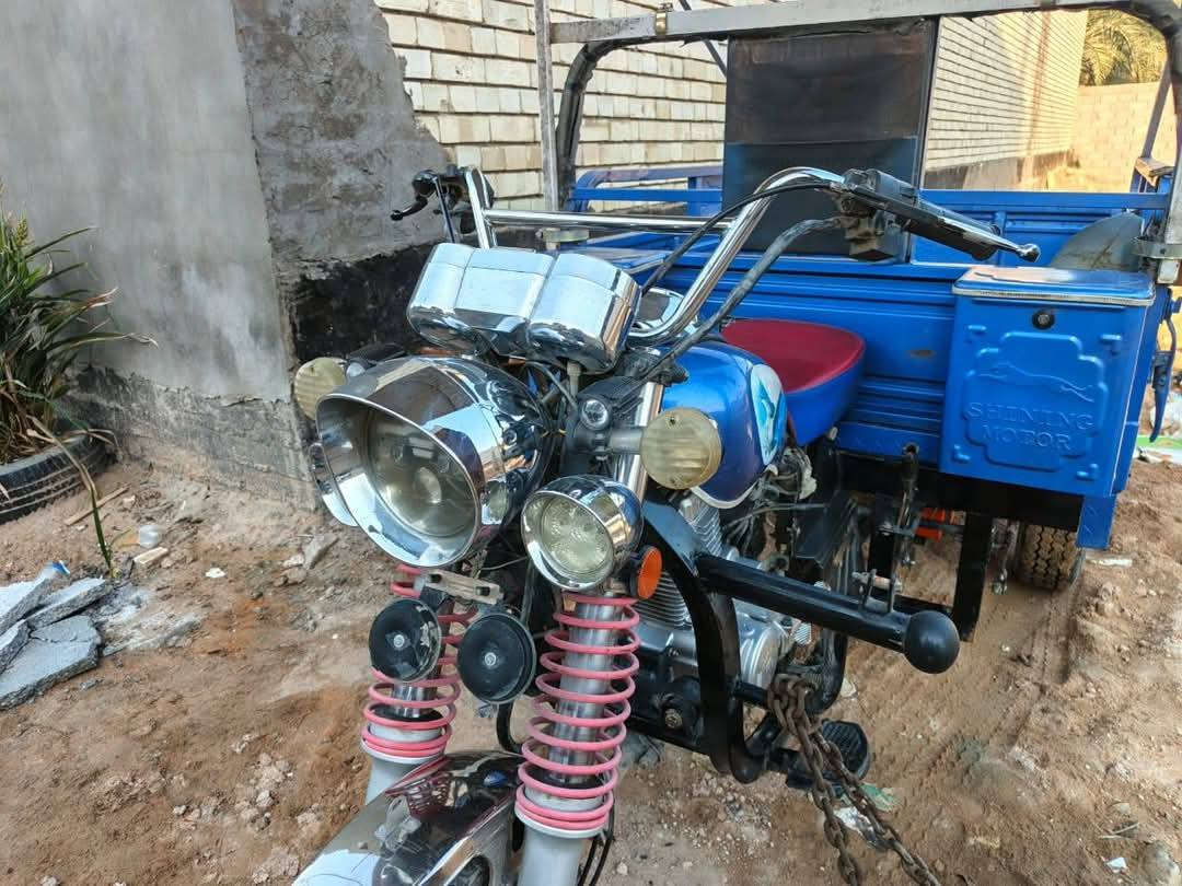 سلام عليكم ورحمة الله وبركاته
ستوته جمره للبيع المكان النجف الاشرف  حي الجزيرة 
موديل 2023 ... رقم جديد وسنوية ...
اللون ازرق.... محرك   150C  
مبدل بس كلچات ماعايزة برغي 
للتواصل    اتصل على هذا الرقم 

 ***********
