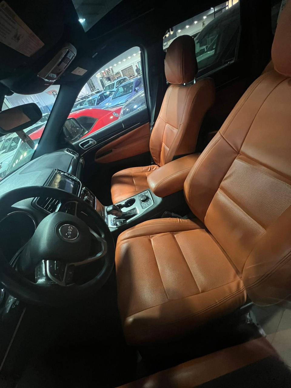 لبيع وبسعر مناسب
جيب لاريدو
موديل 2020
مواصفات فول 
بدون ايرباك بدون دواخل
   جاملغ امابي كلير
باب خلفي سكن صبغ
   تحويل تاني يوم  
العنوان كركوك
سعر ٢٦٠
***********
