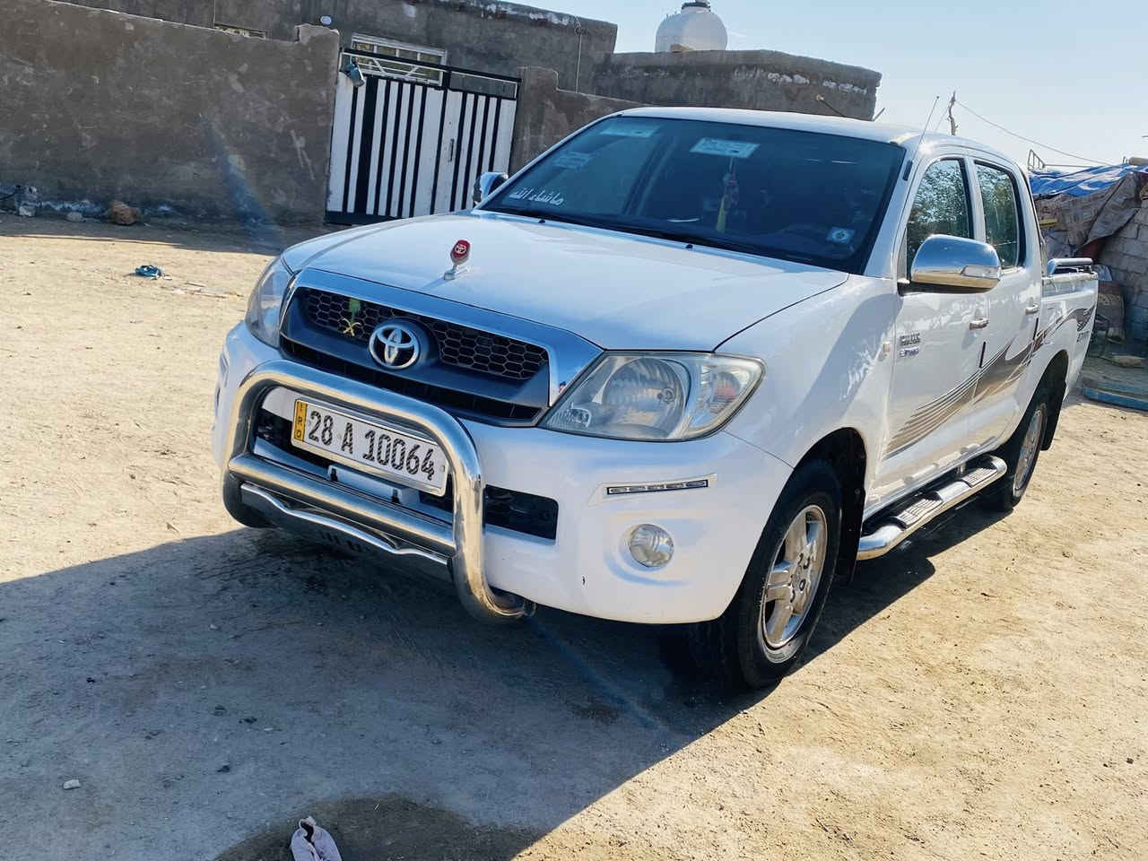 يالله سياره فلاونزه مديل 1 201 مكفله من ضربه سياره جديده كلش مكينه وكير وكسن شرط حداديه جديده  تخم تاير تبريد ثلج 🥶 سياره جديده ماعيزه برغي رقم نجف سنويه مجدده ل 2030بسمي  مداور شوكت متريد السعر 157وبيه مجال اتصل مكان نجف***********
