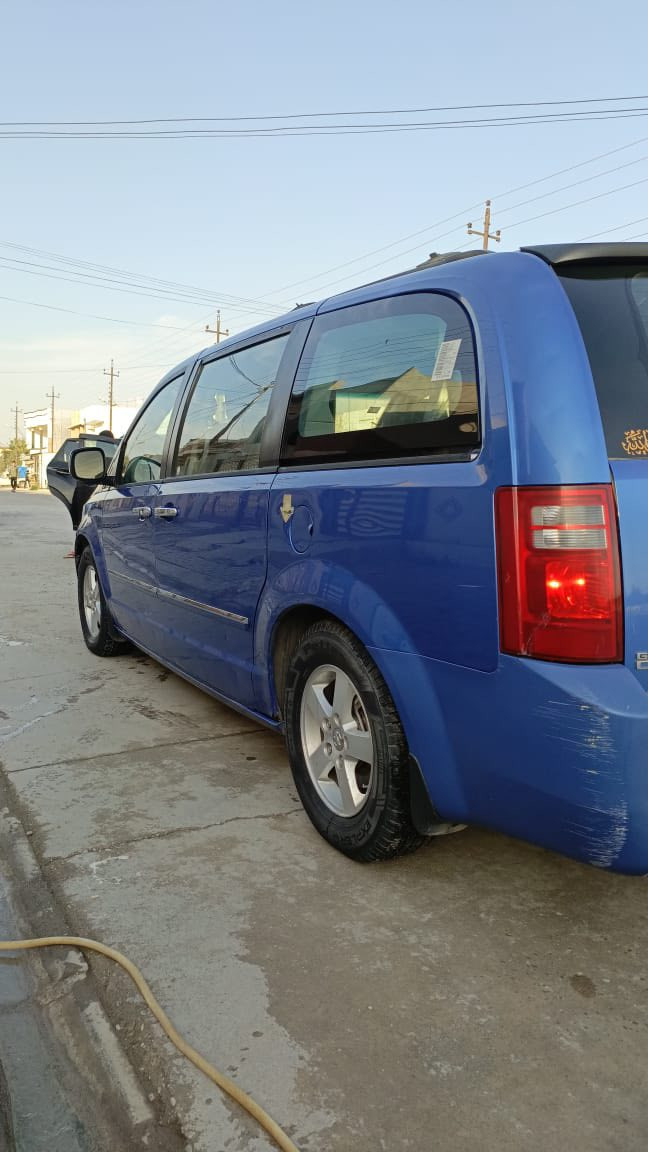 السلام عليكم 
العنوان (.     كركوك.      )🏠
دوج كرفان 2008🚙 السعر (.  115$. )💸
محرك جديد شاده (3800) 
كير بالشرط⚙️
كرهبائيات بالشرط ⚡️💡 
شاشه بلاديه 📟سماعات مفوله 🎼
منضومة تبريد جديد شاده ❄️
تخم تايرات جديد🛞
باتري جديد 
بيباان كهربائيه 
جنطة كهربائيه
كشنات بلاديه نضيفه
رقم جديد بااسمي  (بغداد) سنويه (2031)
شرط التحويل ( تحويل ثاني يوم )
سياره بلاديه واحلى من الصور 
للااستفسار الاتصال ع الرقم التالي 
(*********** ) غير متواجد عالفيس
