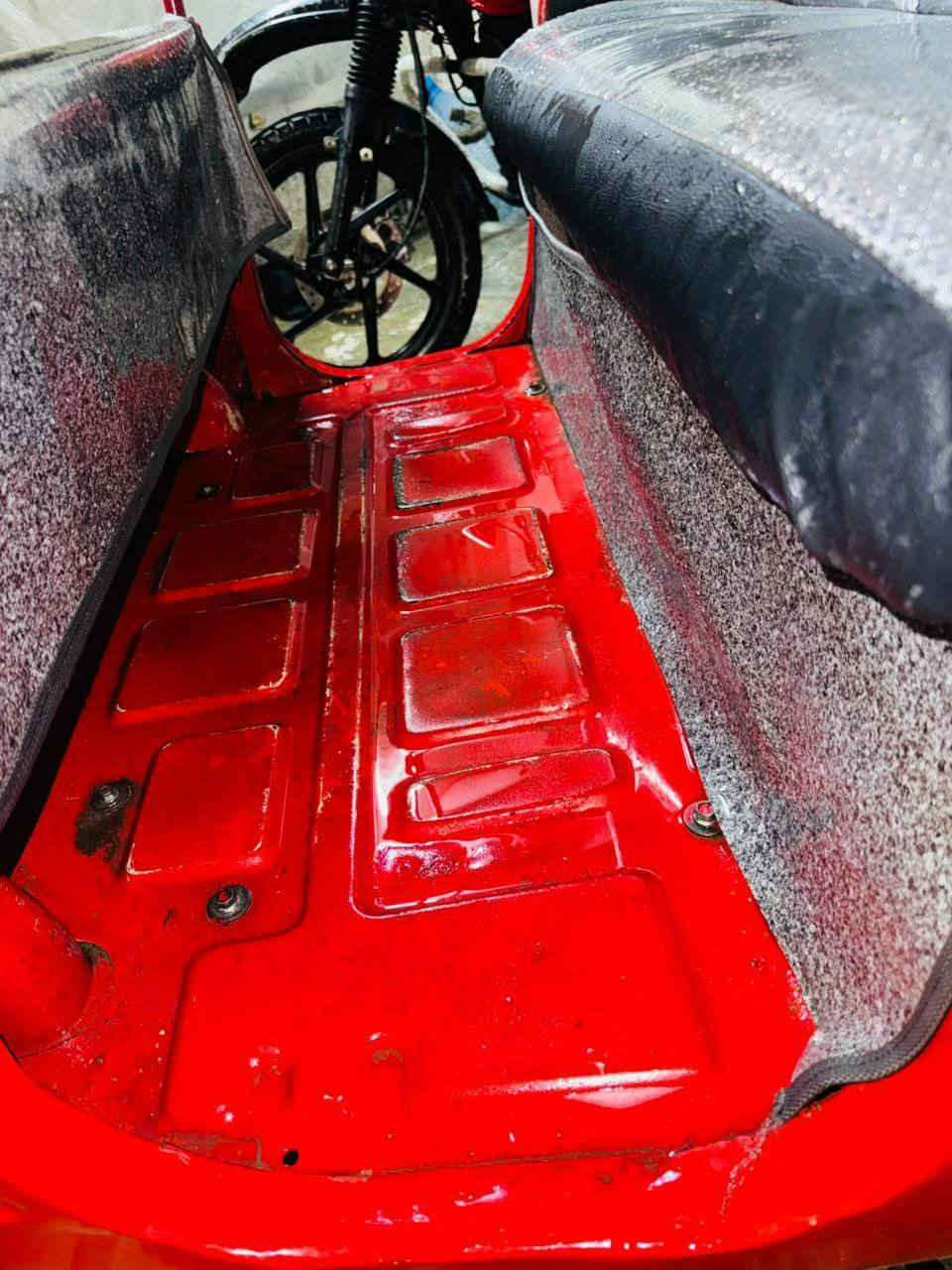 السلام عليكم للبيع تكتك 2018 شهر ال 9 اوراق كامله اصوليه 7 شرط الترقيم 
تكتك خير من الله اي نقص مابيها شوفت عينك السعر 1500 قفل اما الشراي بيه مجال بسيط
الاتصال 📞 ***********
