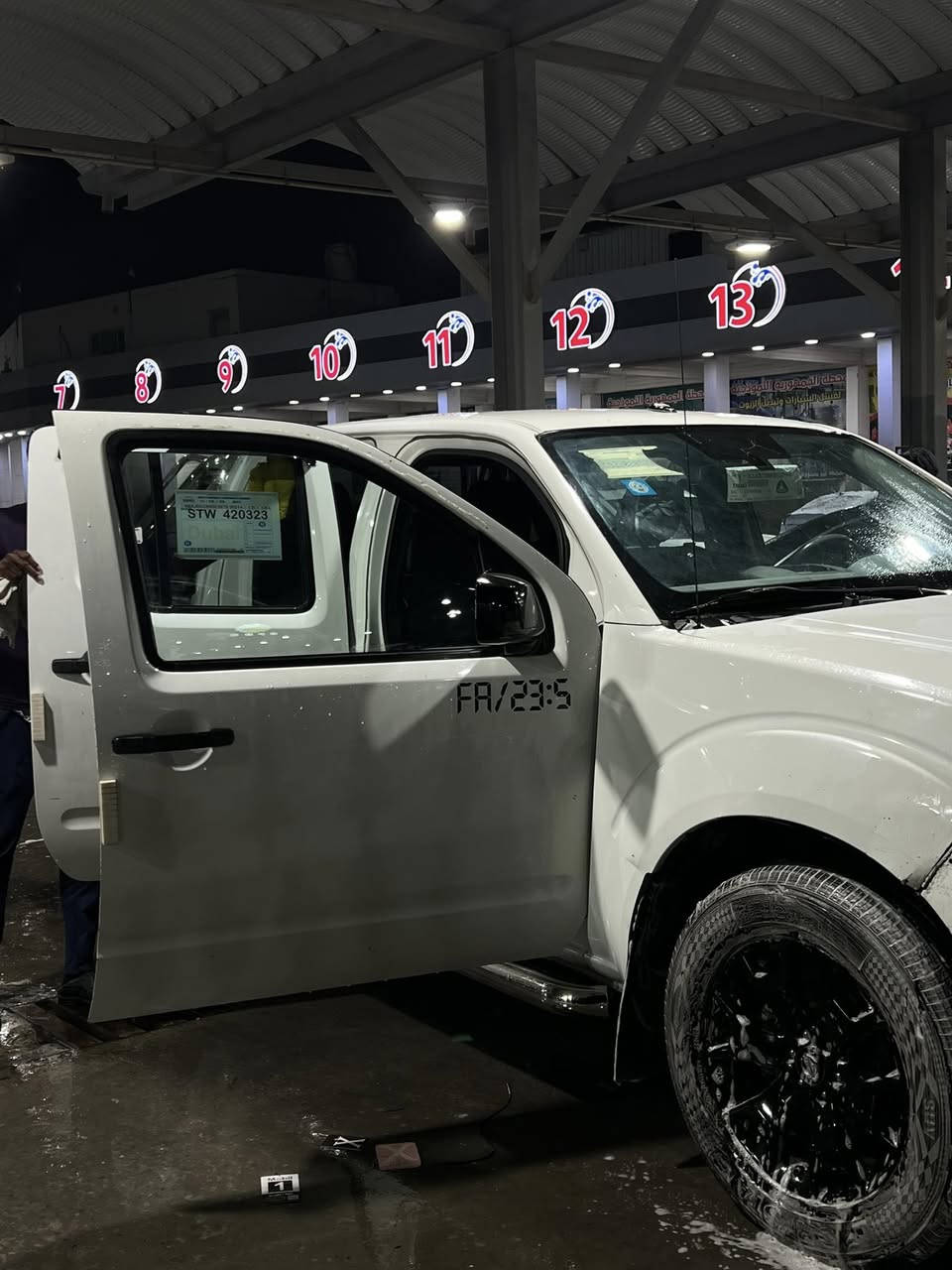 سلام عليكم نيسان فونتيره أمريكي 2018 رقم بصره رقم جديد دولي باسمي تحويل ثاني يوم سياره ضرره باب خلفي مصلح سياره 4x4 مكينه 4000 كير اوتماتيك سياره جديد ما شالله دوخل جديد كير ومكينه كفاله ما ماشيه85 الف الفور ويل ملغي حداده جديده تايرات تخدم تايرات جداد تبريد وتدفاء بل كراسي 5 راكب اكو ملاحضات زغيره عله البدي موقع سياره معقل رقم
الهاتف ***********
السعر 150 وبيه مجال
