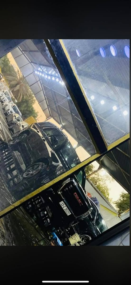 سلام عليكم
محطة غسل متكامله للبيع 

المساحة اكثر من 500متر 

مضخات ايطالي 
مولدة كيا 2700جديدة 

محل تبديل دهن +مكتب +غرفة عمال 

البلديات ***********
